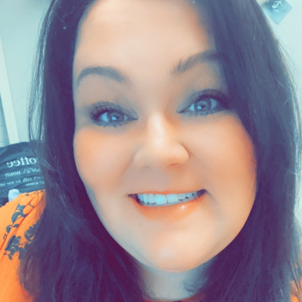 Meet your Posher, Allison